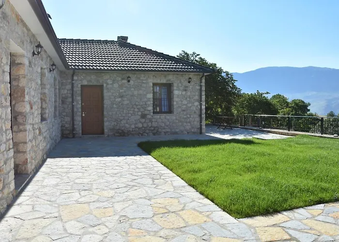 Guest house Hani Ilos